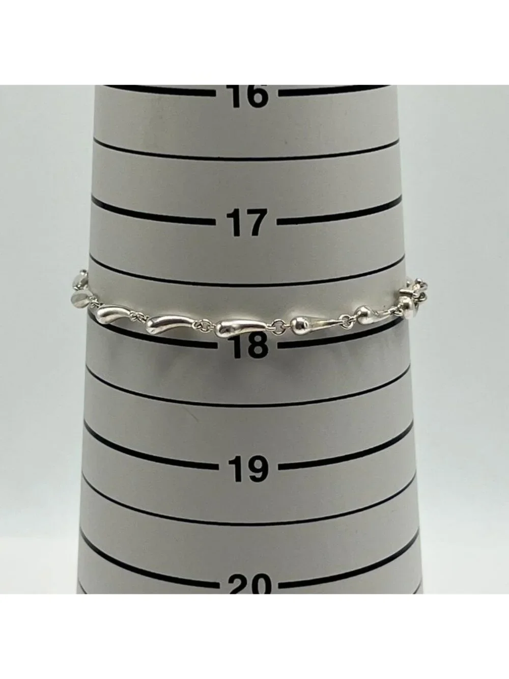 Tiffany & Co Elsa Peretti Teardrop Bracelet